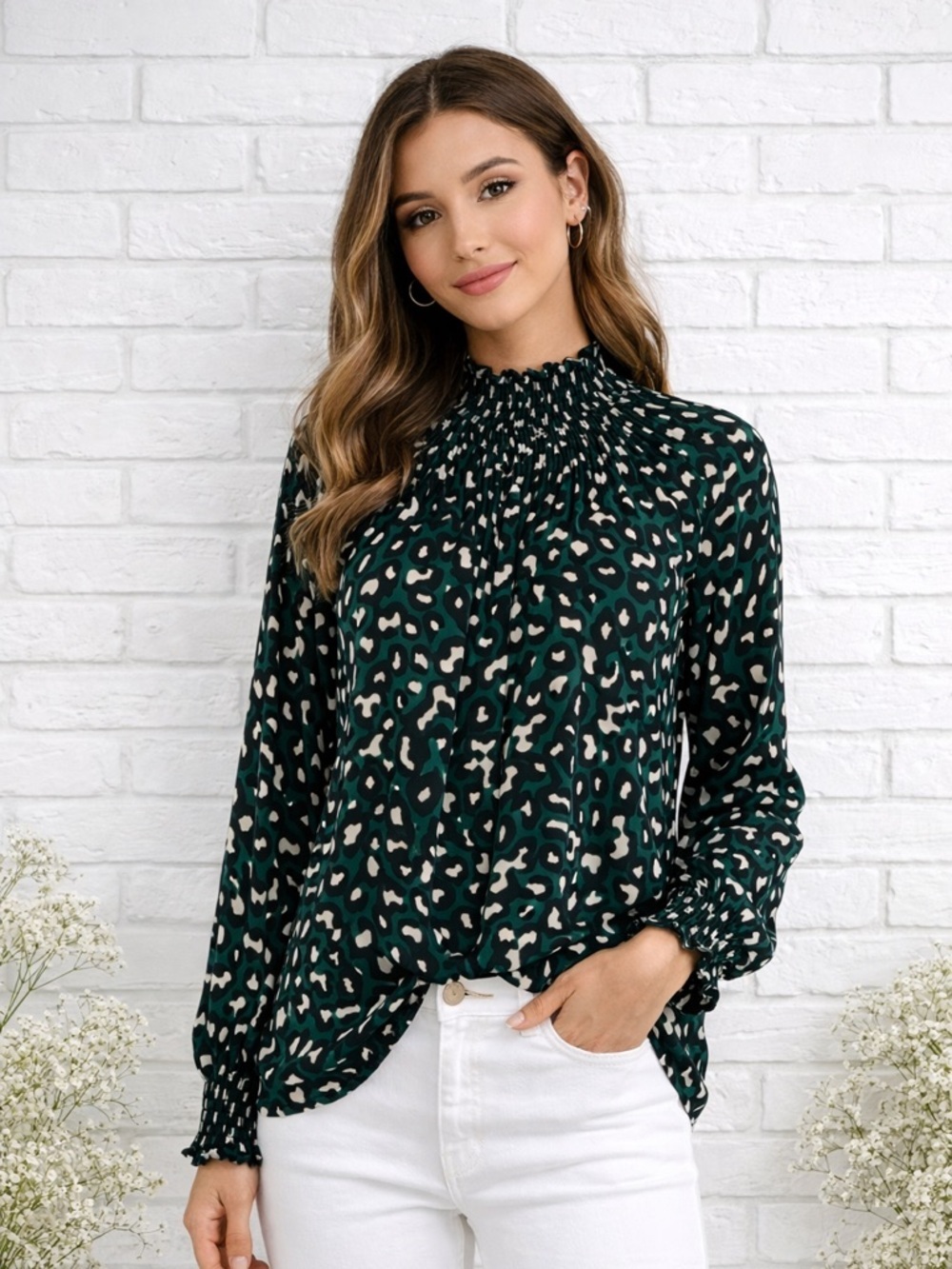 Rungolee Katarina Silk Green Leopard Print Long Sleeve Blouse Size M